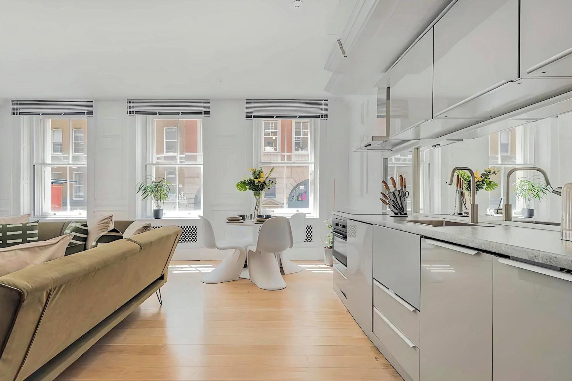 Welcome London - Stay At The Piazza! ภายนอก รูปภาพ
